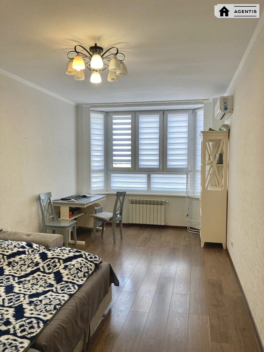 Сдам квартиру 1 комната, 48 m², 10 эт./24 этажа. 32, Анни Ахматової вул., Киев. 