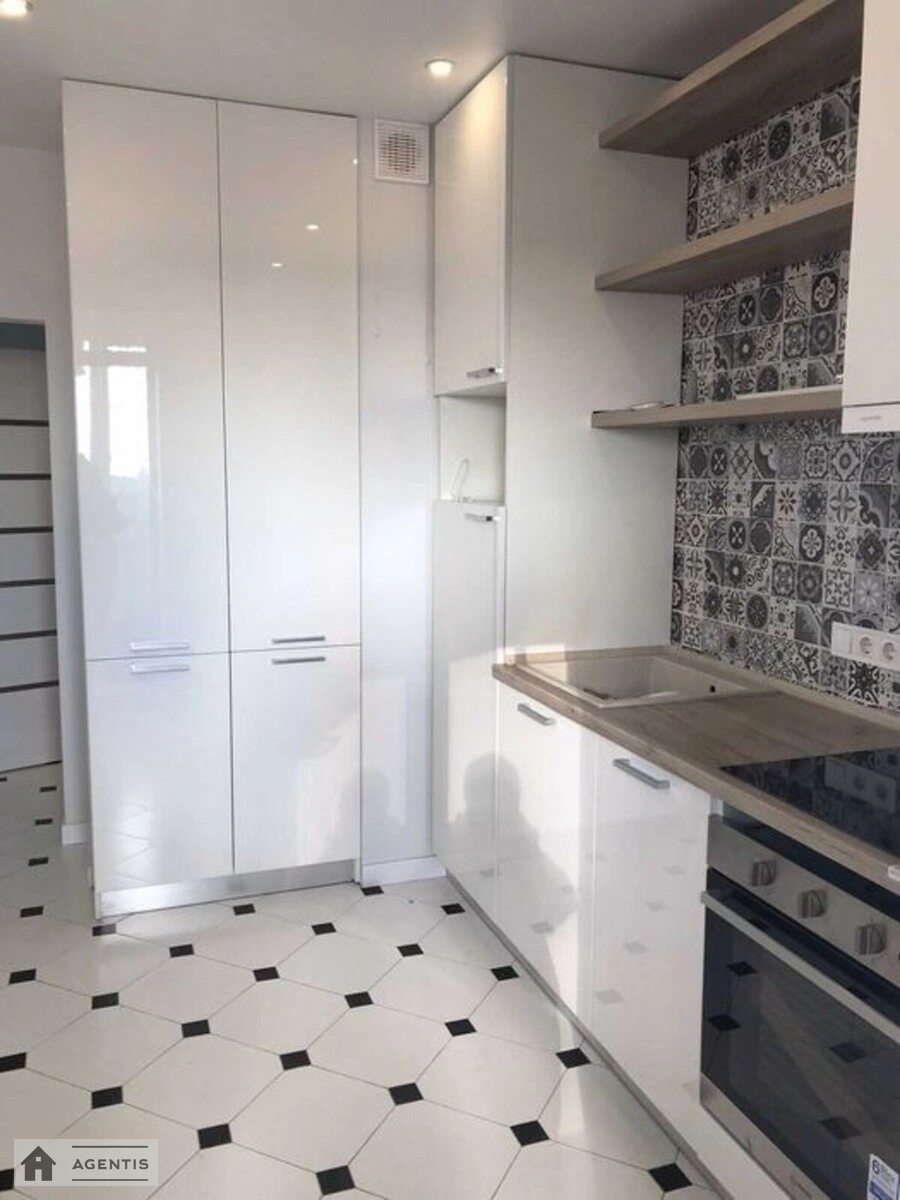 Сдам квартиру 1 комната, 42 m², 21 эт./22 этажа. 6, Вацлава Гавела бульв. (Івана Лепсе), Киев. 