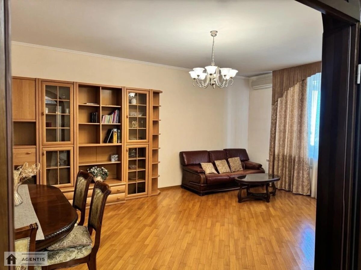 Apartment for rent 4 rooms, 200 m², 15th fl./16 floors. 13, Staronavodnitcka 13, Kyiv. 