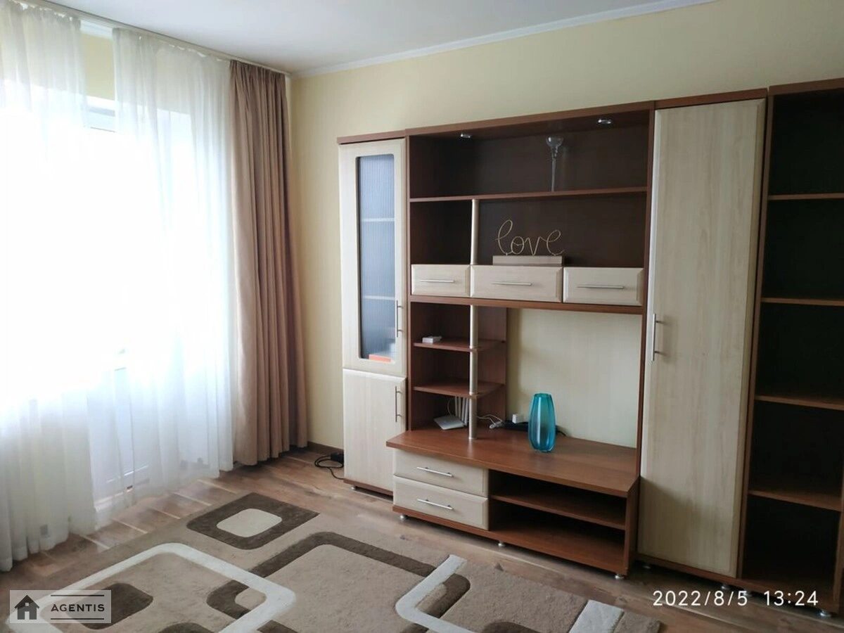 Apartment for rent 1 room, 35 m², 9th fl./9 floors. Arkhitektora Verbytskoho vul., Kyiv. 