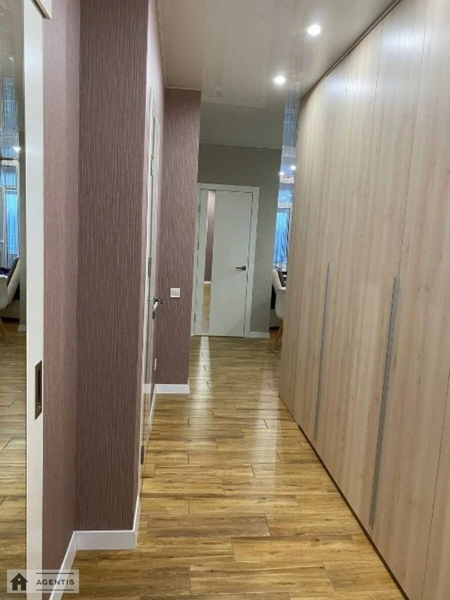 Сдам квартиру 1 комната, 51 m², 13 эт./25 этажей. 37, Митрополита Василя Липківського вул. (Урицького), Киев. 