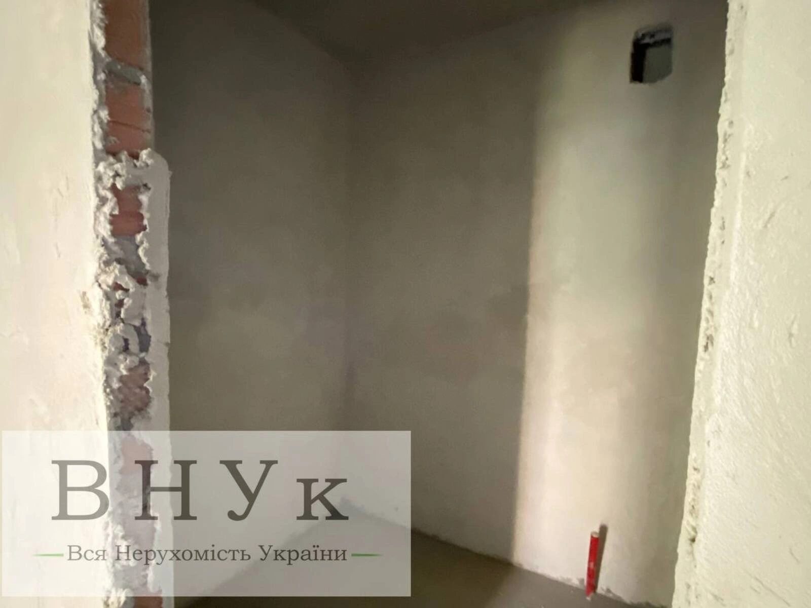 Продаж квартири 2 кімнати, 664 m², 4 пов./5 поверхів. Острозького Князя вул., Тернопіль. 