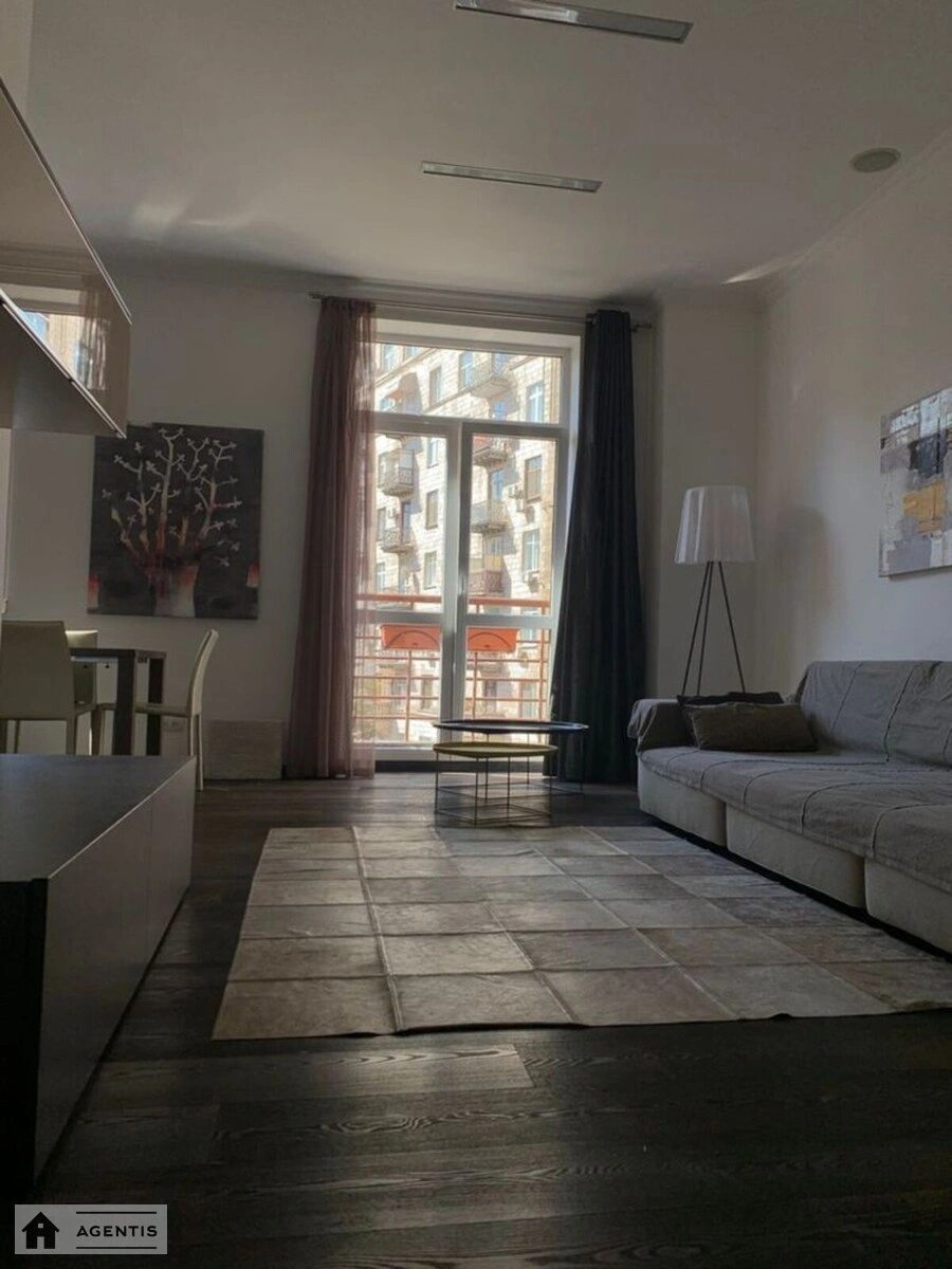 Apartment for rent 3 rooms, 110 m², 4th fl./12 floors. 10, Lyuteranska 10, Kyiv. 