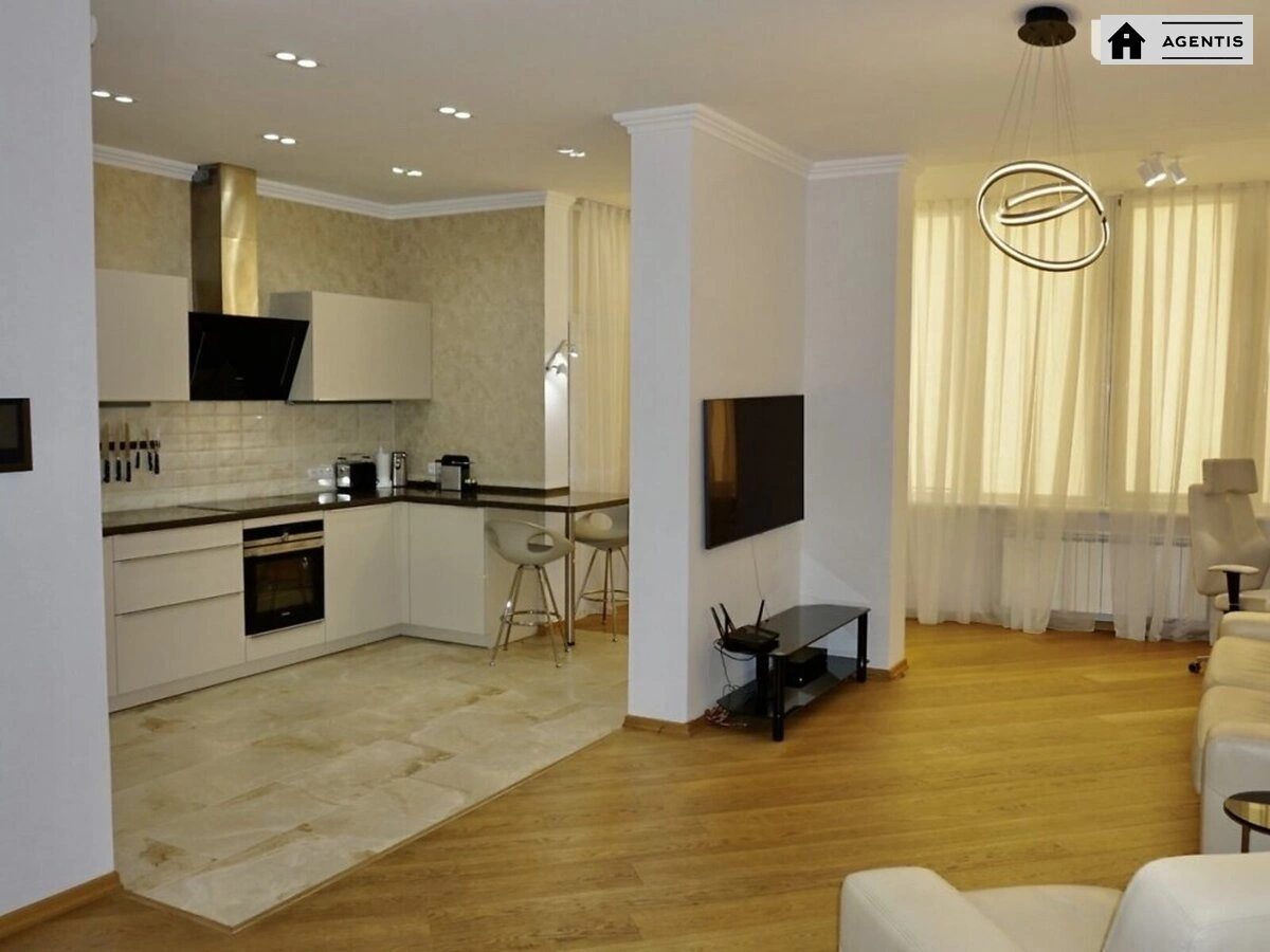 Сдам квартиру 1 комната, 80 m², 18 эт./26 этажей. 371, Василя Тютюнника вул. (Анрі Барбюса), Киев. 