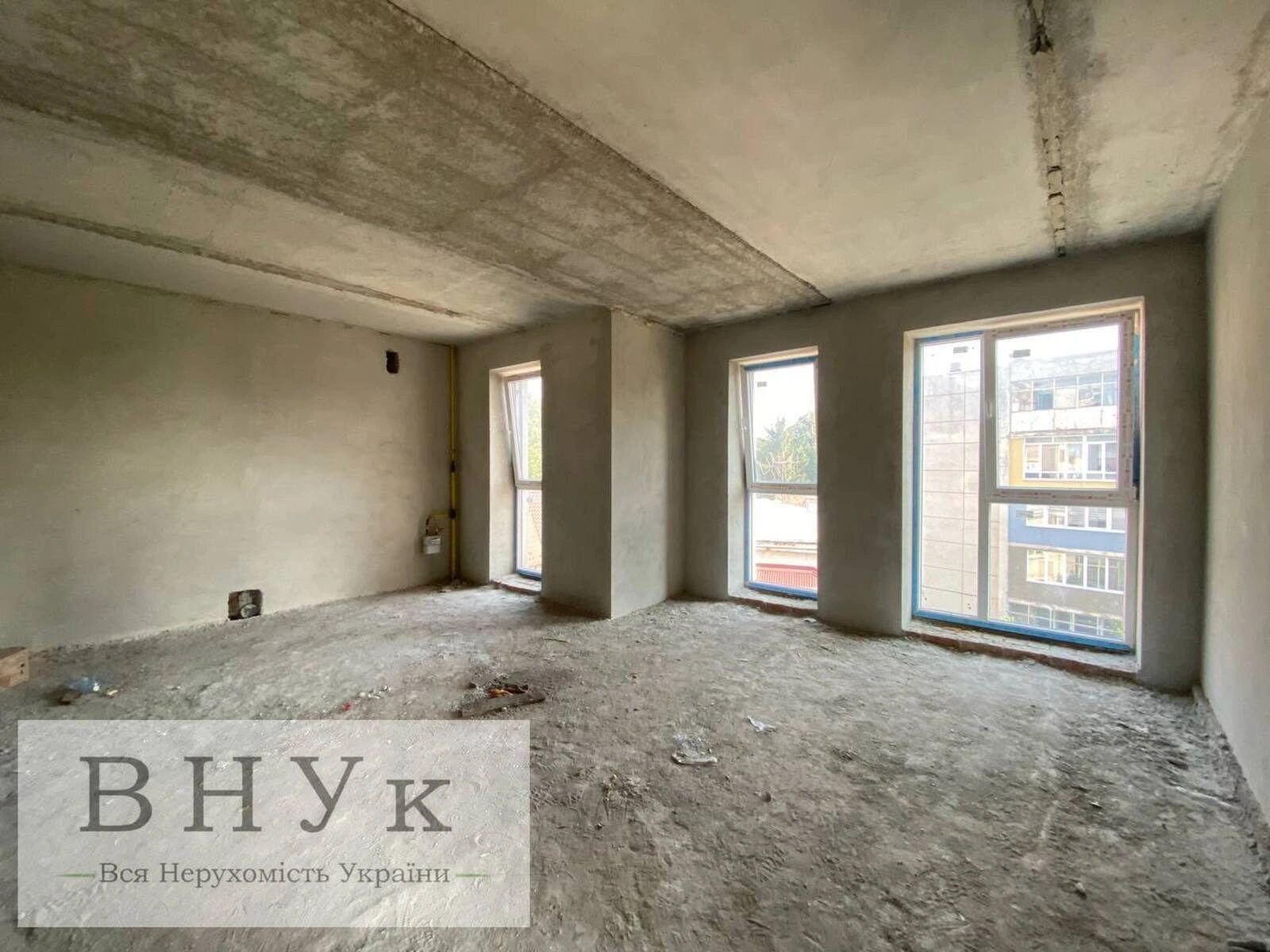 Продаж квартири 2 кімнати, 698 m², 4 пов./5 поверхів. Шпитальна вул., Тернопіль. 