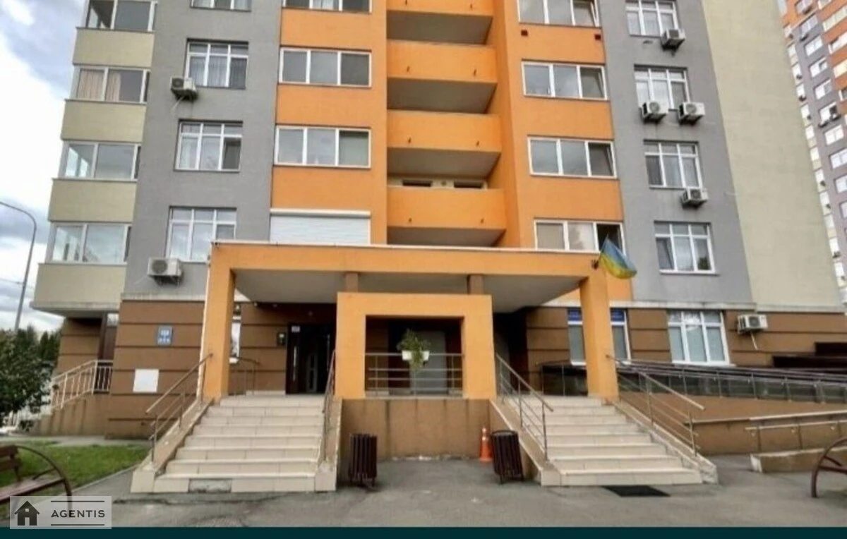 Apartment for rent 1 room, 58 m², 7th fl./16 floors. Lyubomyra Huzara prosp. Kosmonavta Komarova, Kyiv. 