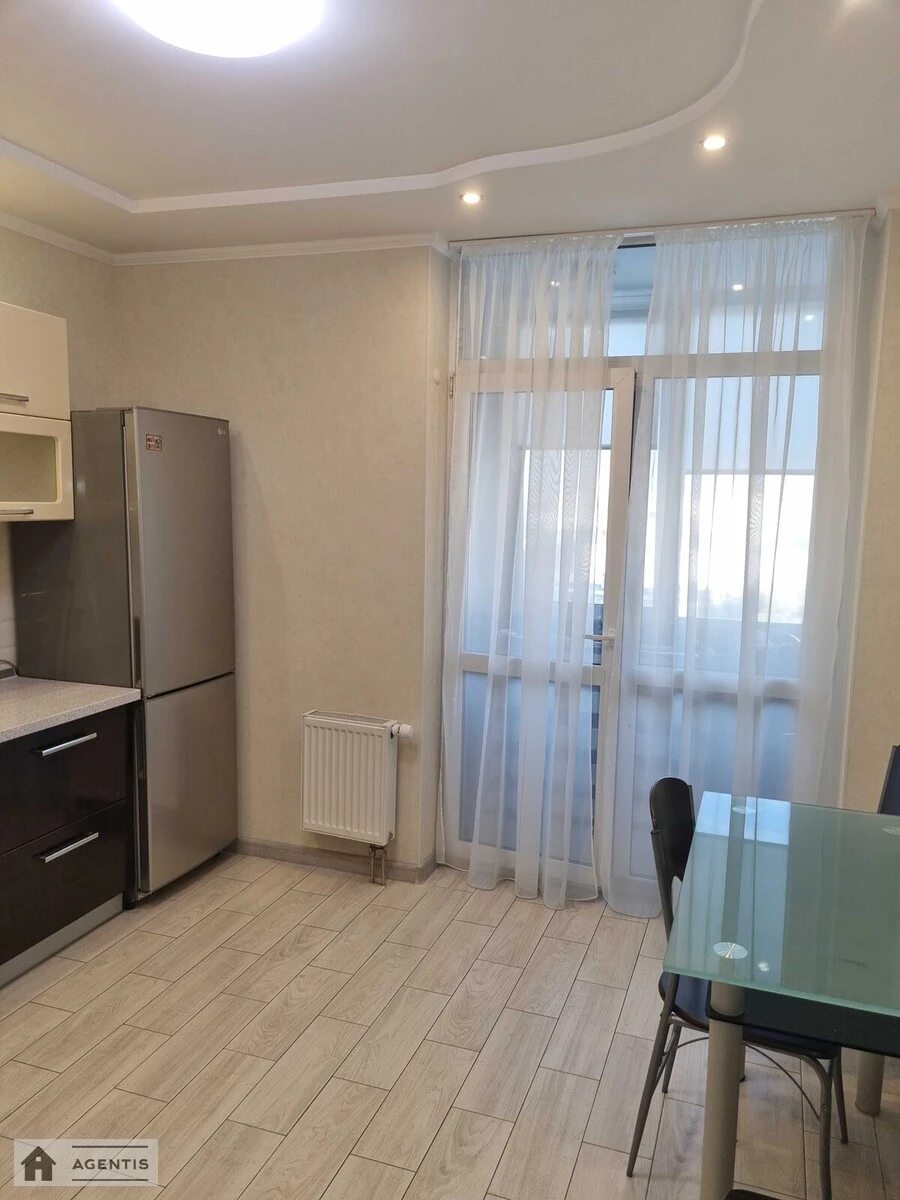 Apartment for rent 1 room, 48 m², 13th fl./24 floors. Vyshgorodska, Kyiv. 