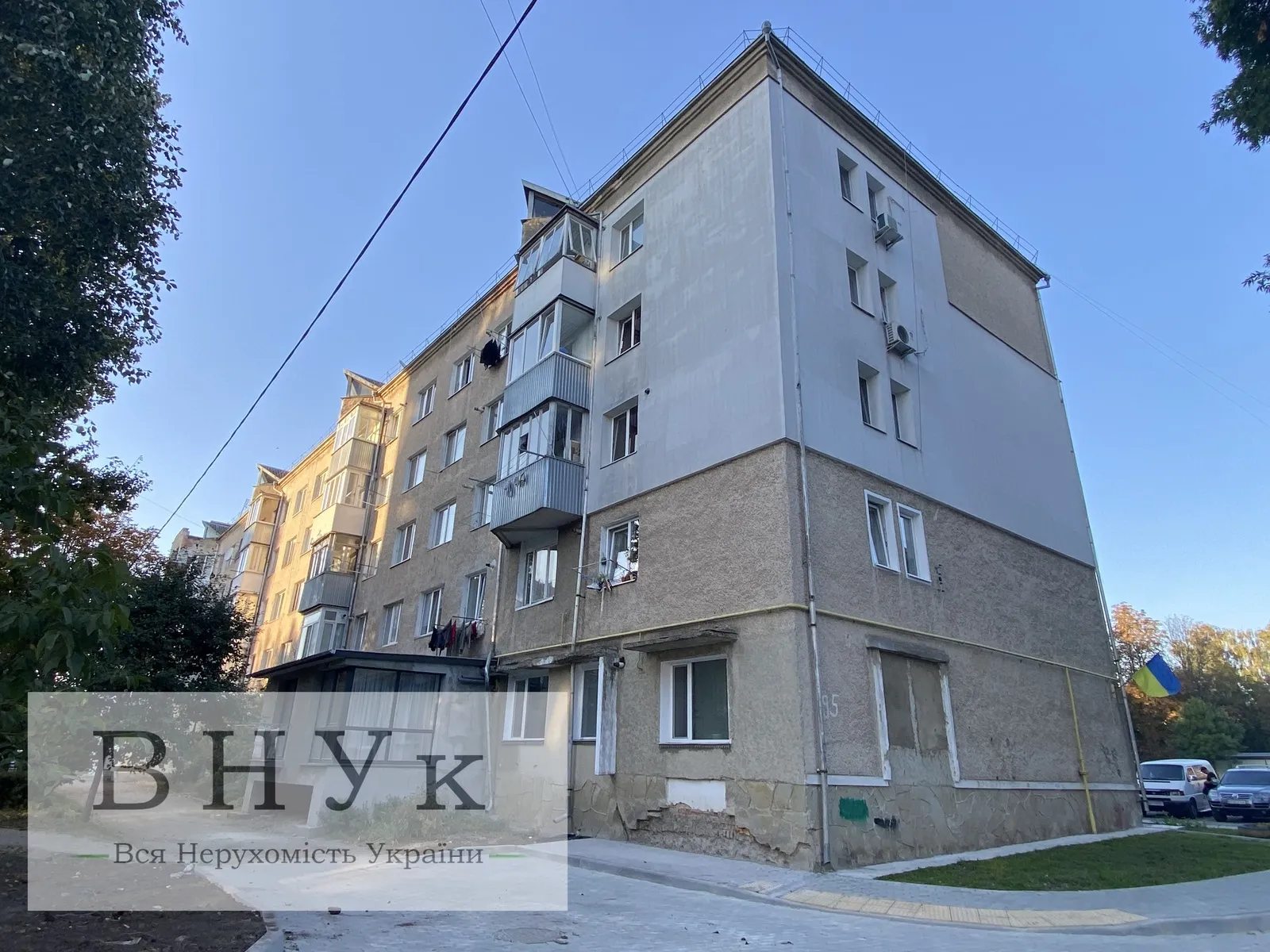 Apartments for sale 1 room, 314 m², 2nd fl./5 floors. Novyy svit , Ternopil. 