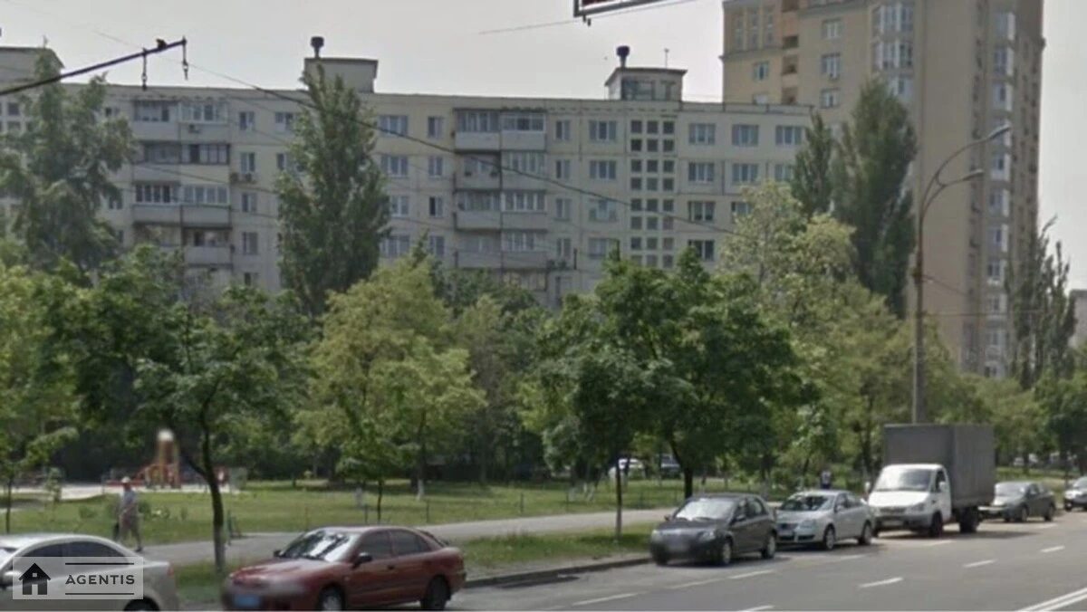 Apartment for rent 3 rooms, 68 m², 8th fl./9 floors. 30, Volodymyra Ivasyuka prosp. Heroyiv Stalinhrada, Kyiv. 