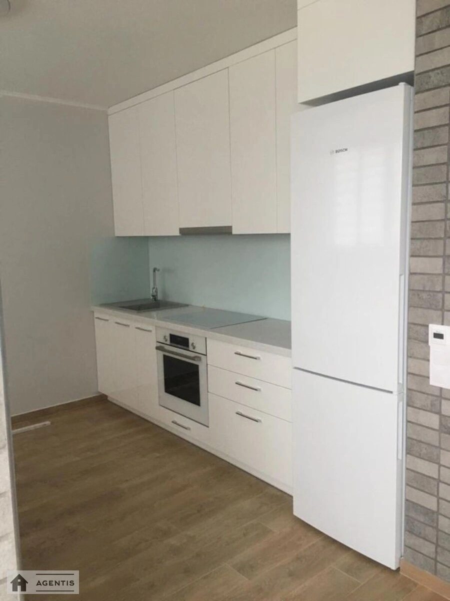 Сдам квартиру 2 комнаты, 59 m², 24 эт./26 этажей. 15, Соломії Крушельницької вул., Киев. 