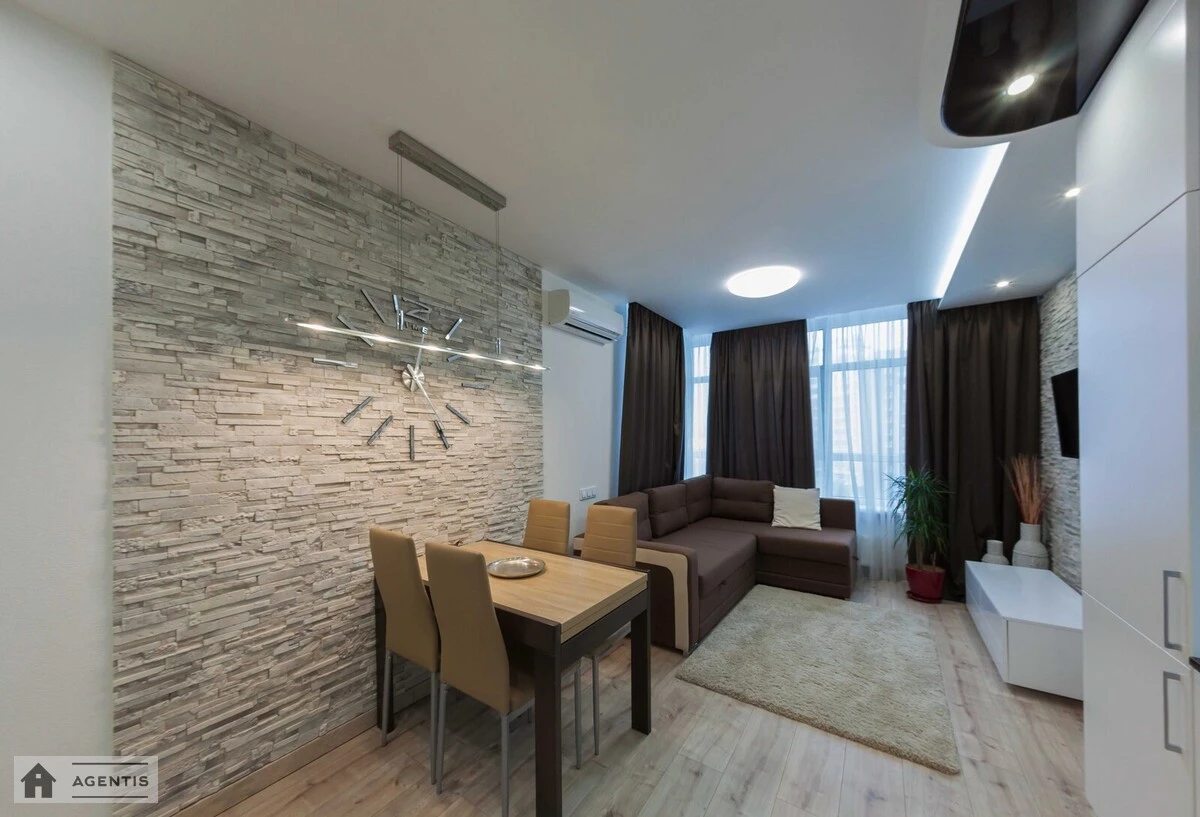 Apartment for rent 1 room, 52 m², 4th fl./16 floors. 7, Dzhona Makkeyna vul. Ivana Kudri, Kyiv. 