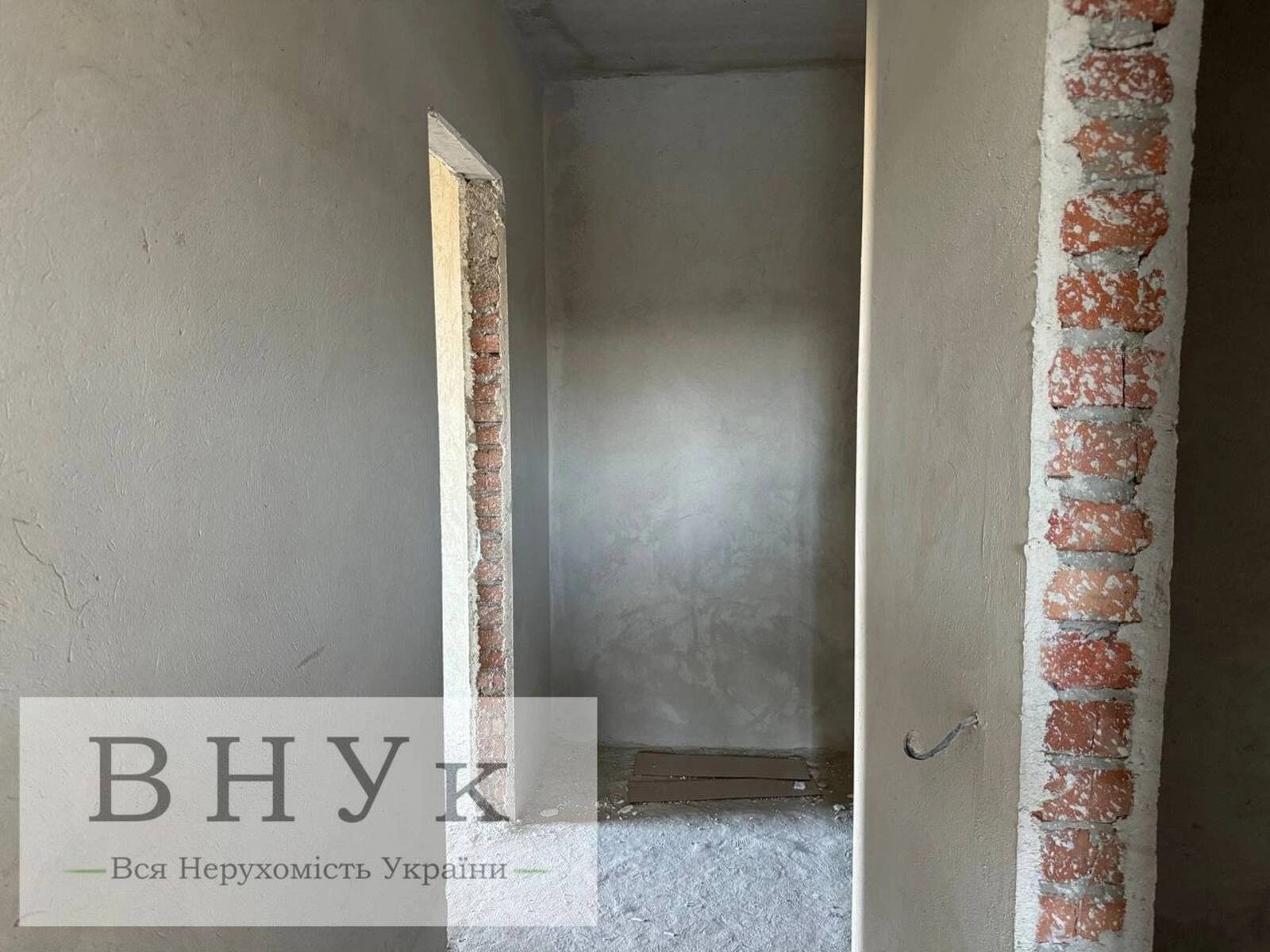 Продаж квартири 2 кімнати, 61 m², 1 пов./5 поверхів. Зелена вул., Тернопіль. 