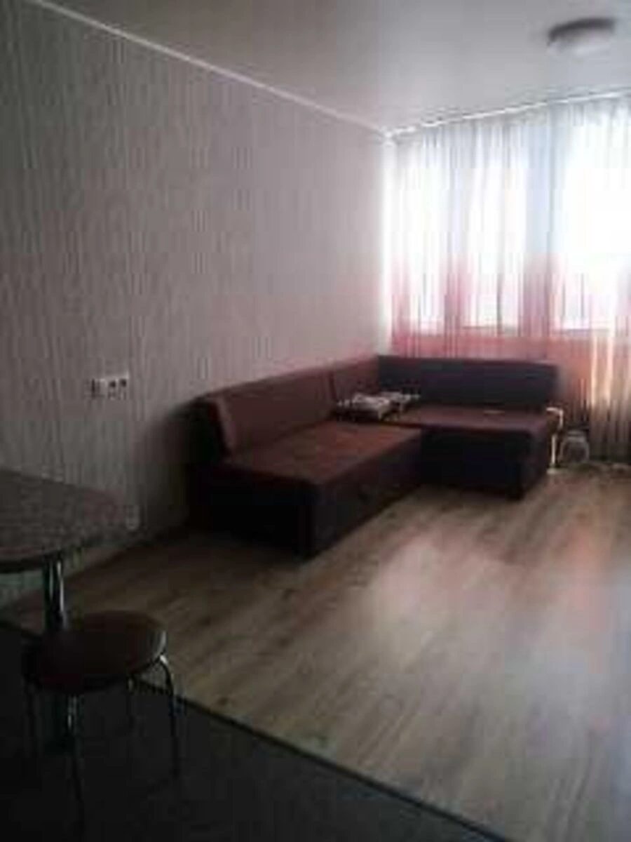 Apartment for rent 1 room, 31 m², 13th fl./16 floors. 15, Kharkivske 15, Kyiv. 