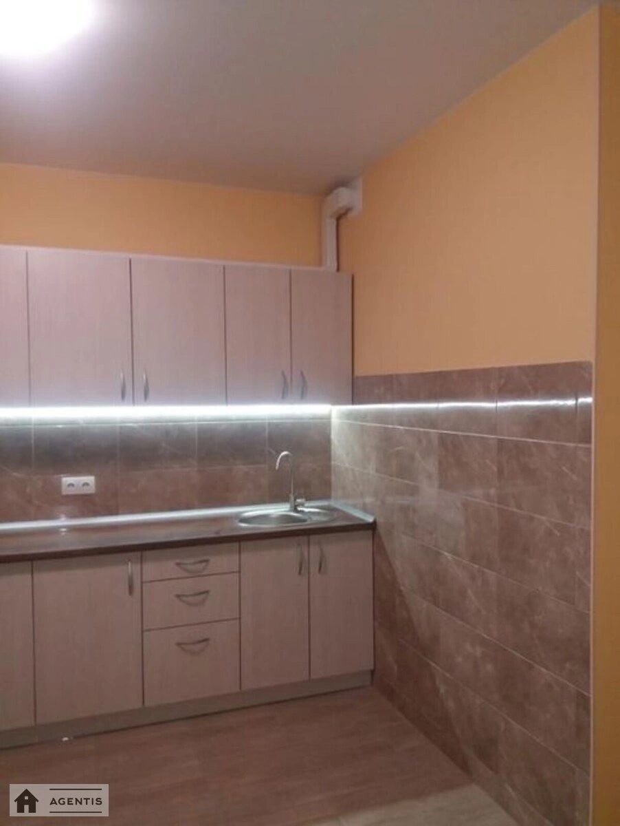 Здам квартиру 5 кімнат, 132 m², 25 пов./26 поверхів. 27, Краківська 27, Київ. 