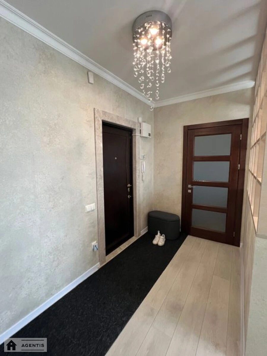 Apartment for rent 2 rooms, 56 m², 8th fl./12 floors. Chervonoyi Kalyny prosp. Volodymyra Mayakovskoho, Kyiv. 