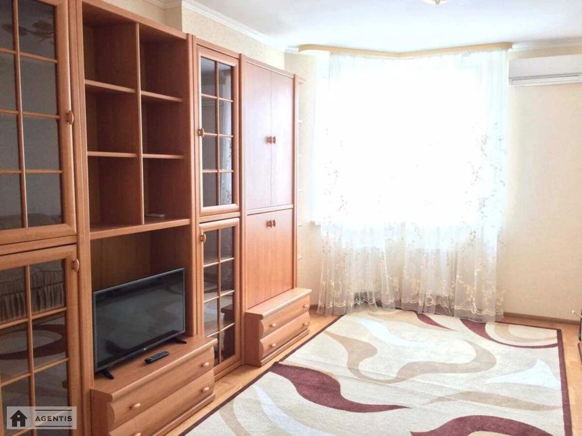 Apartment for rent 3 rooms, 101 m², 11th fl./15 floors. 3, Stepana Rudnytskoho vul., Kyiv. 