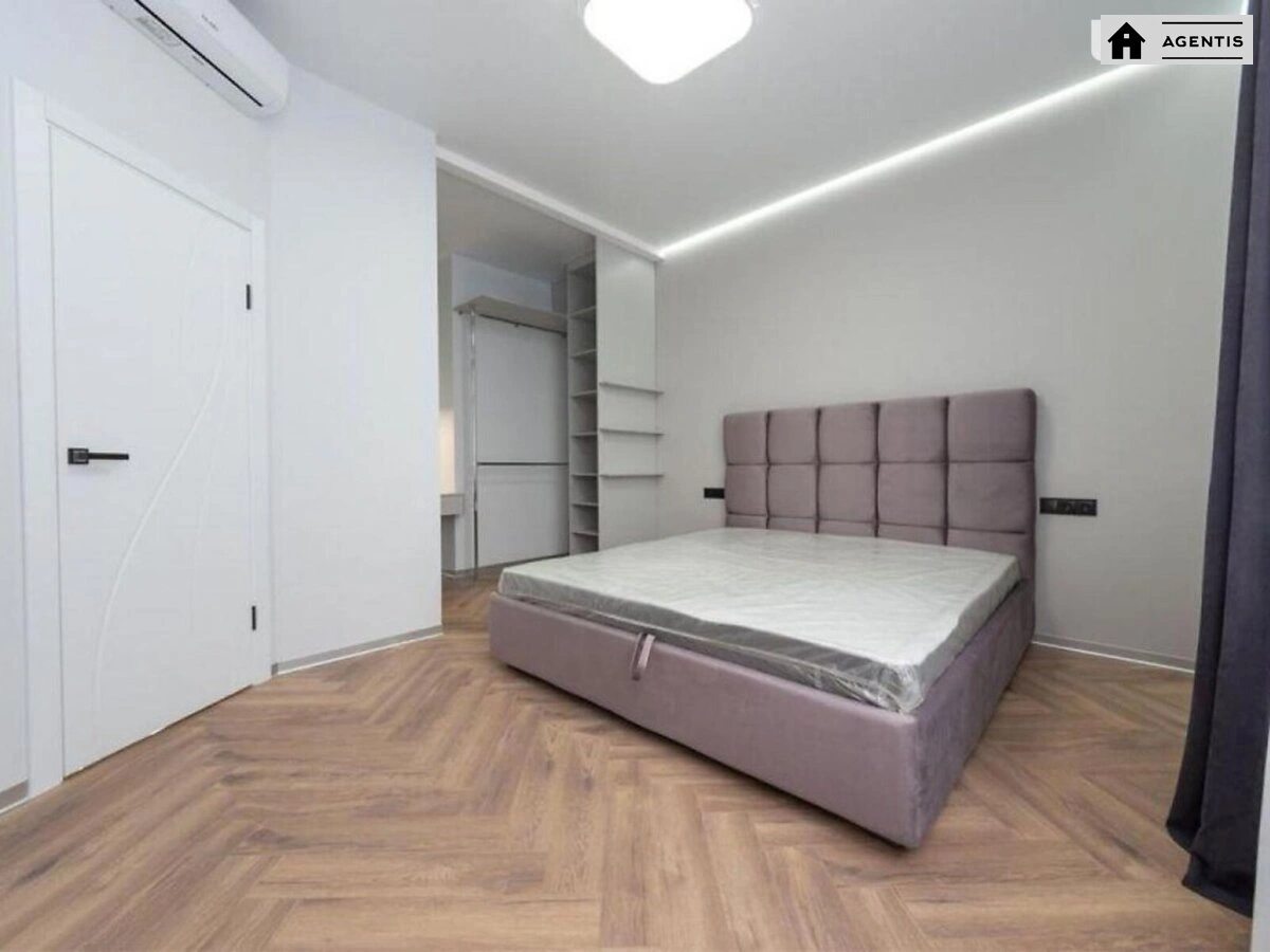 Здам квартиру 2 кімнати, 64 m², 6 пов./24 поверхи. 10, Трускавецька 10, Київ. 