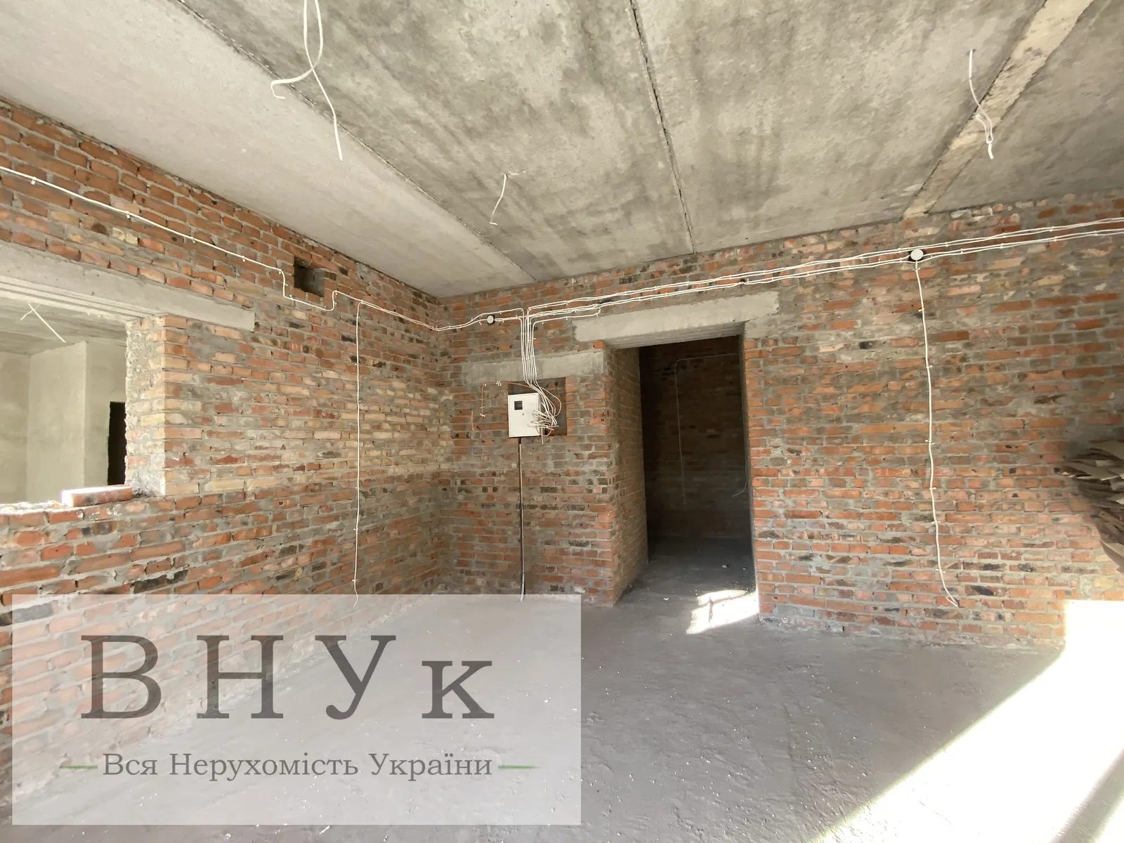 Продаж квартири 2 кімнати, 507 m², 1 пов./11 поверхів. Корольова С. вул., Тернопіль. 