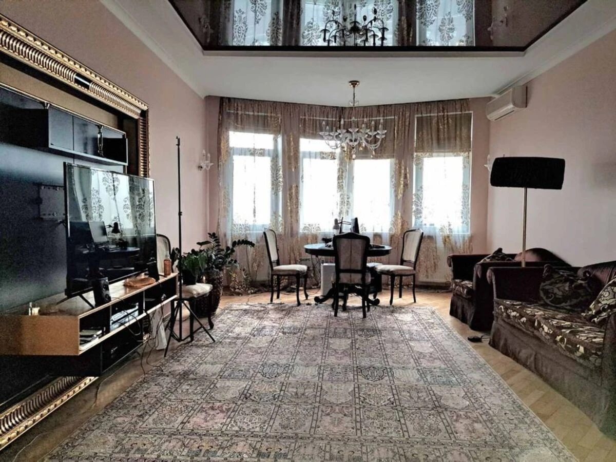 Apartment for rent 3 rooms, 110 m², 10th fl./25 floors. 23, Lesi Ukrayinky 23, Kyiv. 