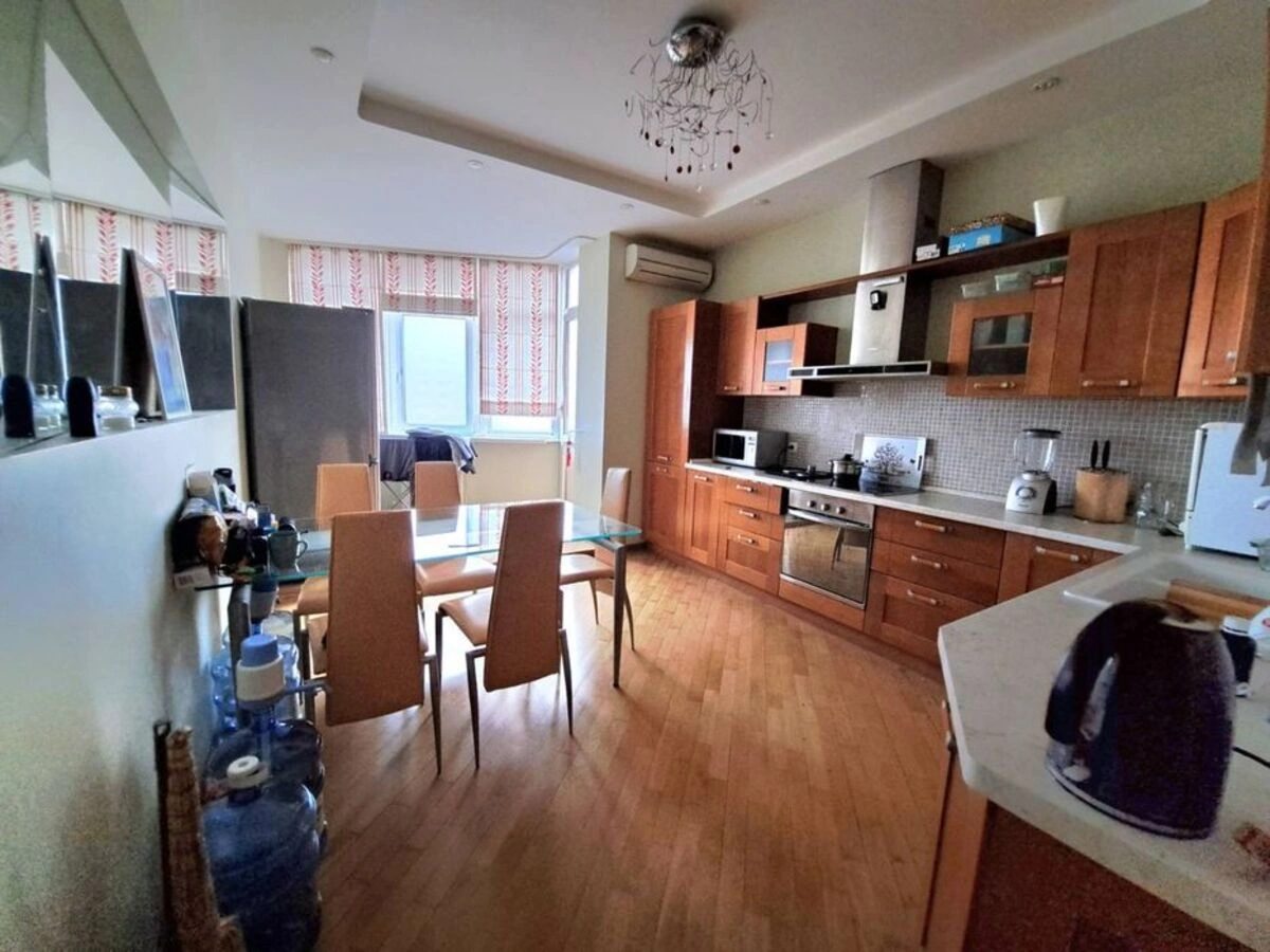 Apartment for rent 3 rooms, 110 m², 10th fl./25 floors. 23, Lesi Ukrayinky 23, Kyiv. 