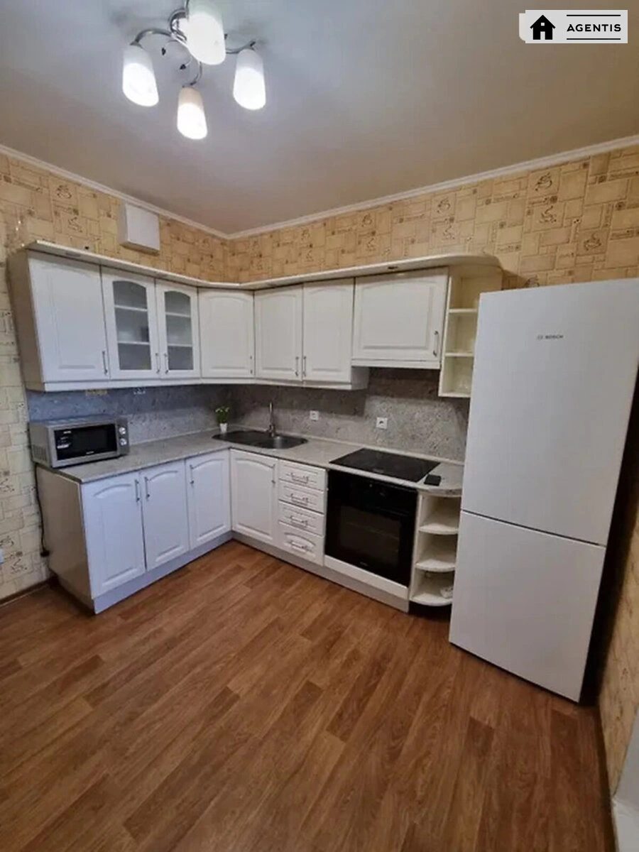 Сдам квартиру 1 комната, 43 m², 10 эт./25 этажей. 1, Софії Русової вул., Киев. 