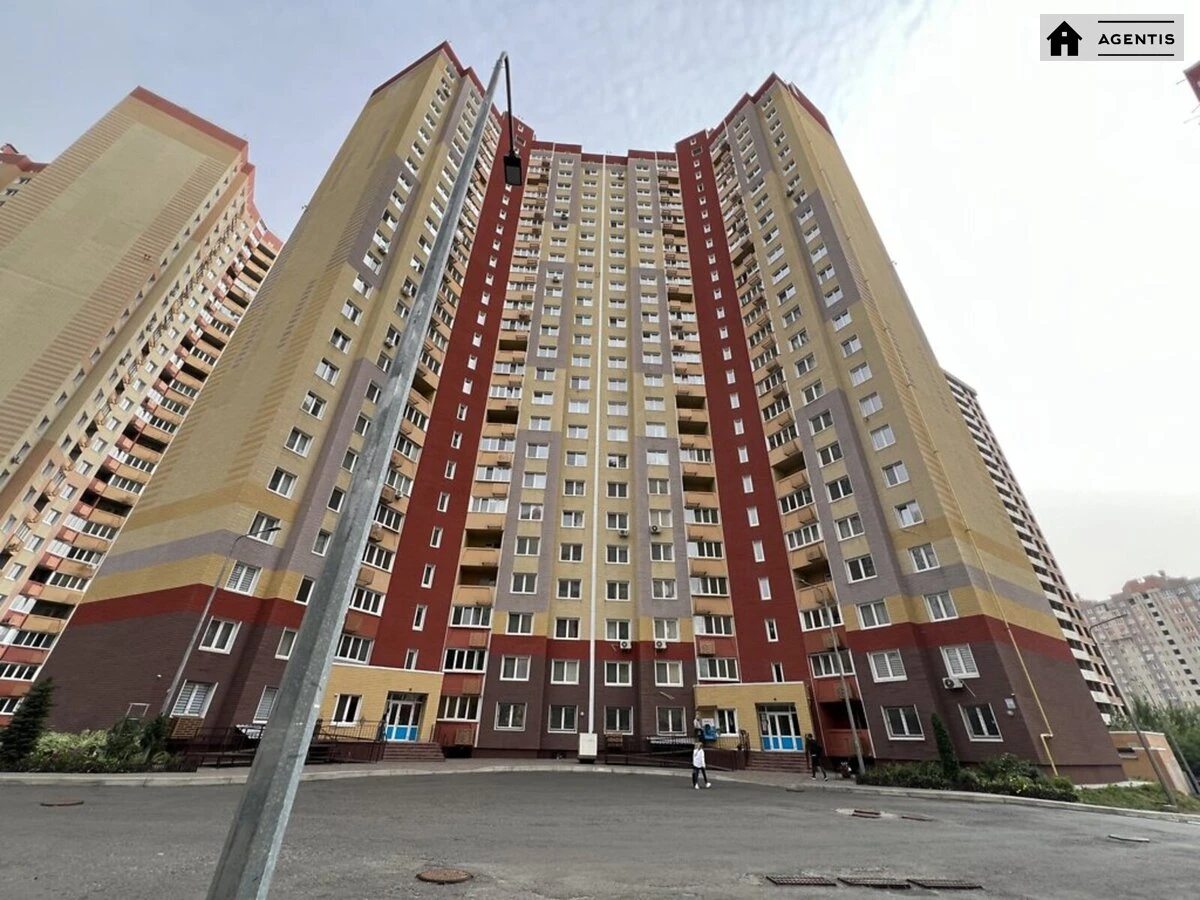 Apartment for rent 2 rooms, 56 m², 17th fl./24 floors. 5, Samiyla Kishky vul. Marshala Konyeva, Kyiv. 