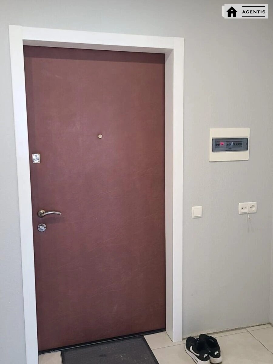 Сдам квартиру 2 комнаты, 65 m², 14 эт./16 этажей. 8, Оноре де Бальзака вул., Киев. 