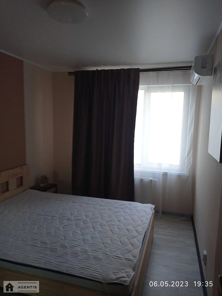 Apartment for rent 1 room, 37 m², 25th fl./27 floors. Vyshnyakivska 4, Kyiv. 