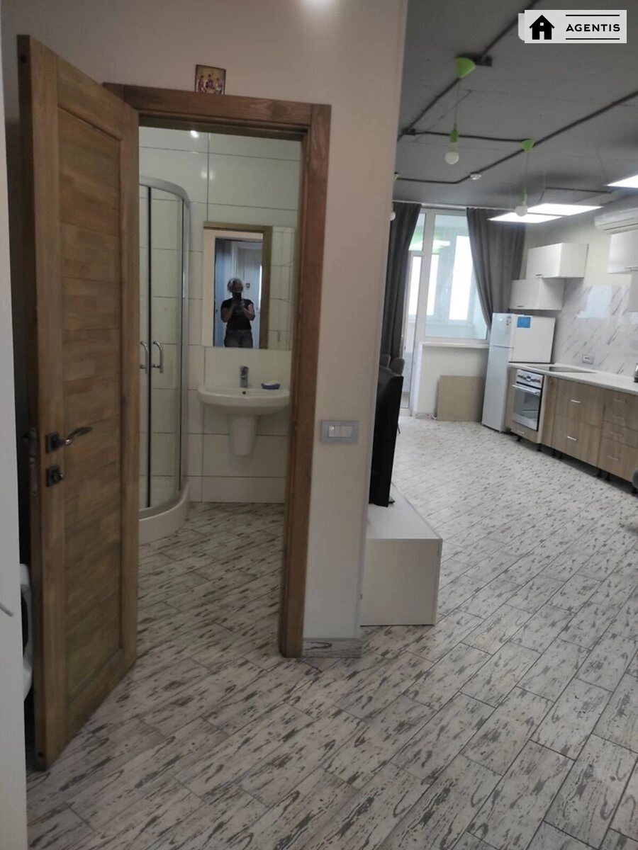 Здам квартиру 1 кімната, 44 m², 19 пов./19 поверхів. 1, Авіаконструктора Ігоря Сікорського вул., Київ. 