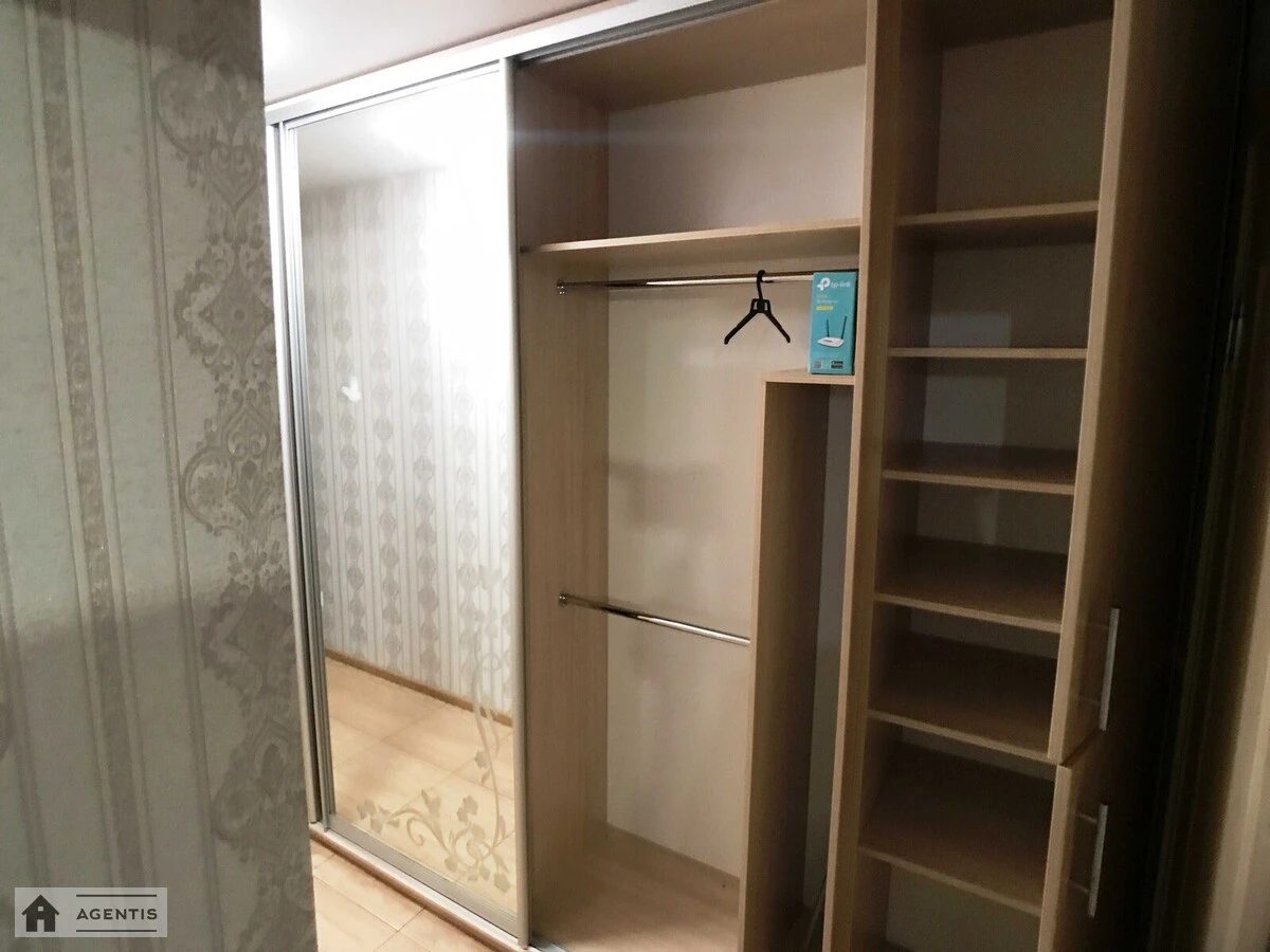 Здам квартиру 1 кімната, 37 m², 7 пов./11 поверхів. 80, Толстого , Софіївська Борщагівка. 