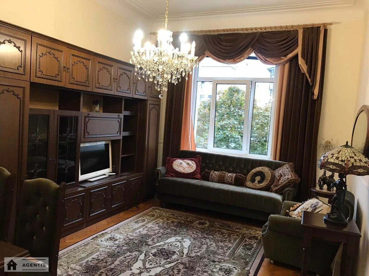 Apartment for rent 2 rooms, 65 m², 5th fl./6 floors. 1, Bankova 1, Kyiv. 