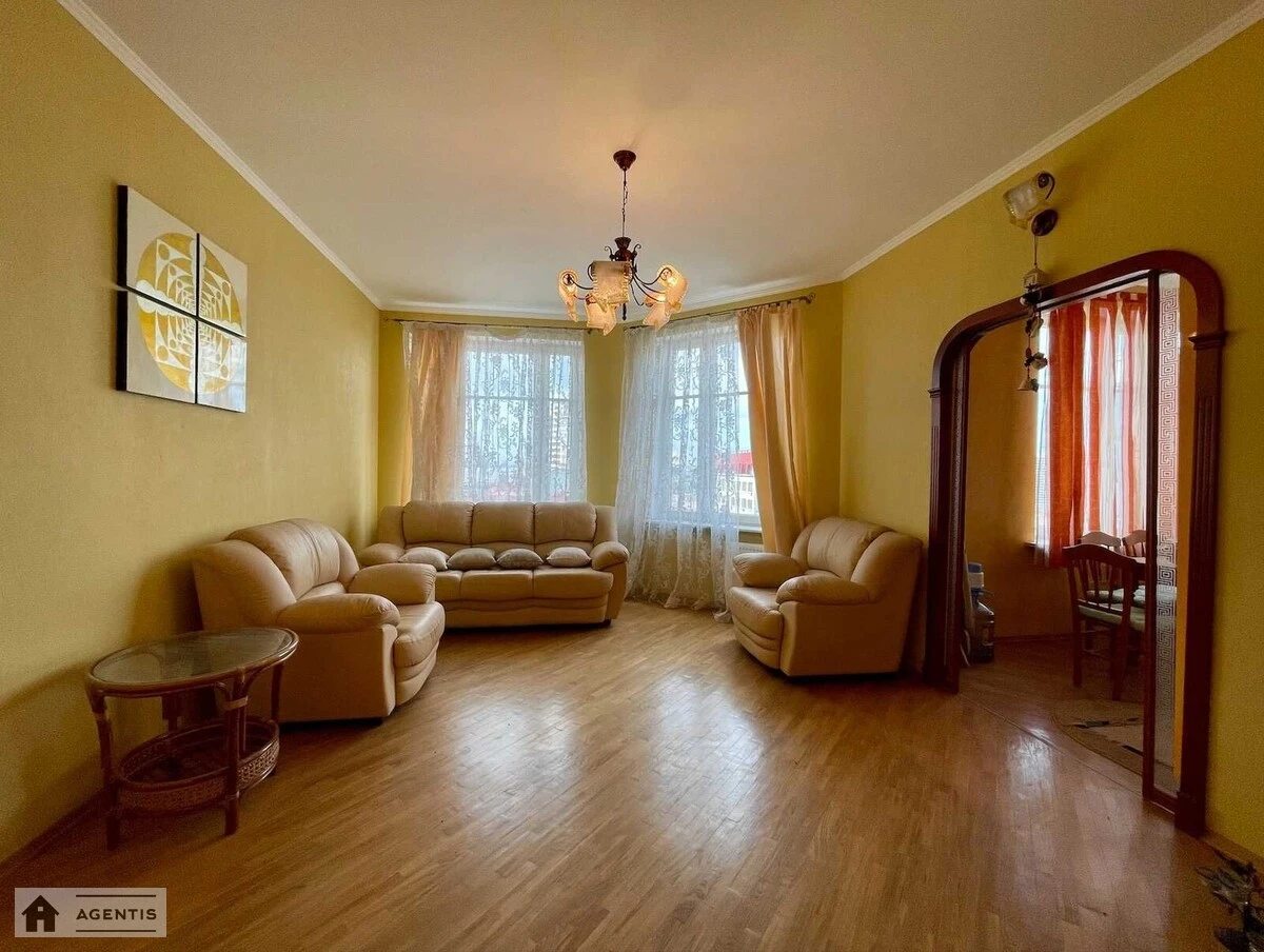 Apartment for rent 2 rooms, 80 m², 8th fl./21 floors. 6, Nestorivskyy prov., Kyiv. 