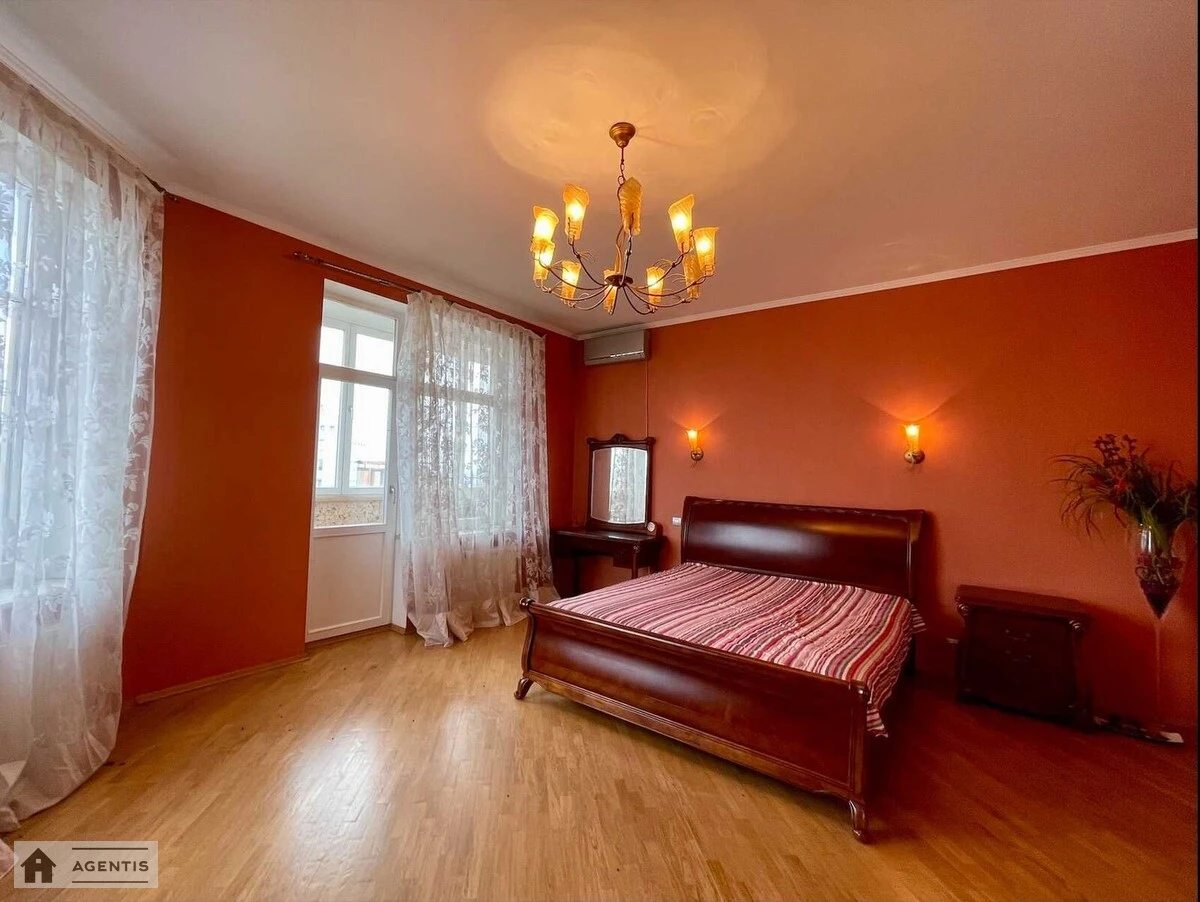 Apartment for rent 2 rooms, 80 m², 8th fl./21 floors. 6, Nestorivskyy prov., Kyiv. 