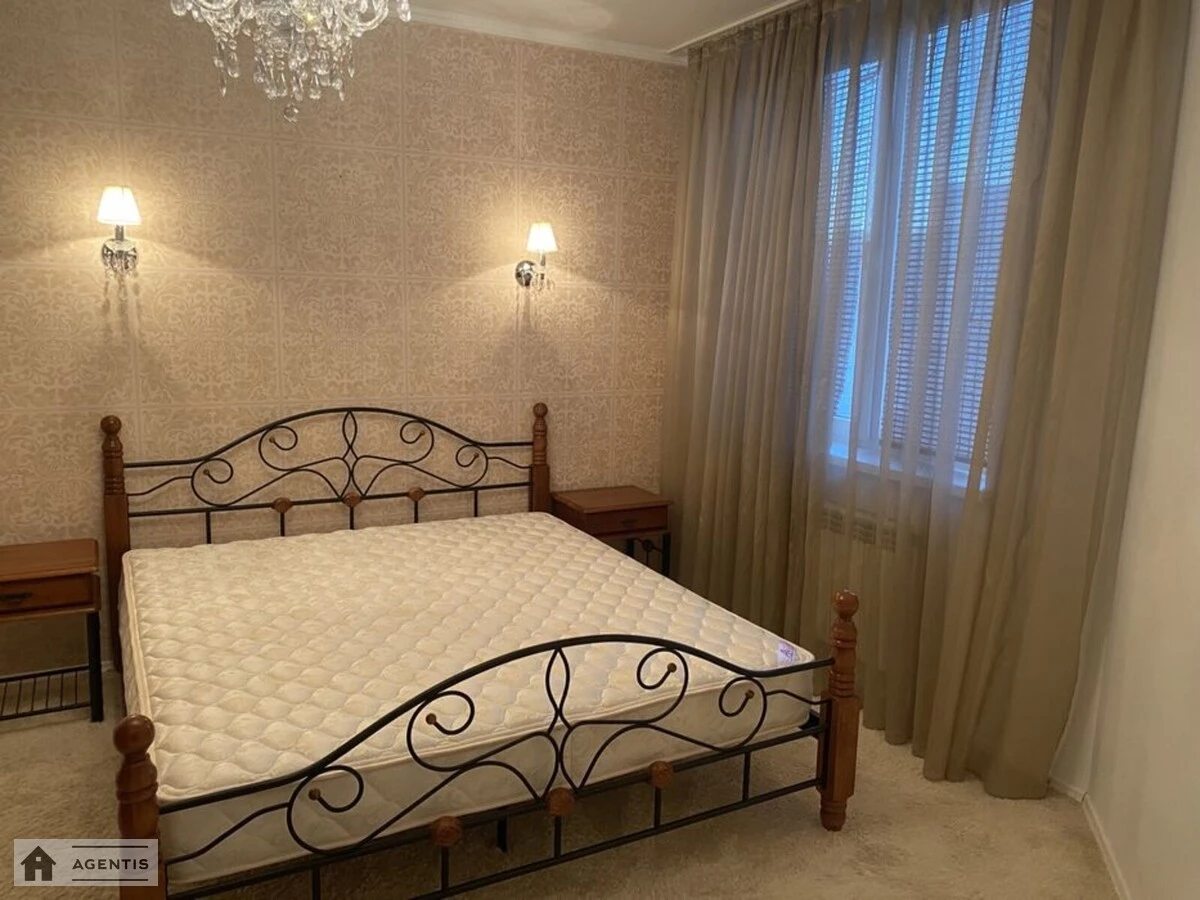 Apartment for rent 2 rooms, 71 m², 3rd fl./23 floors. 31, Kubanskoyi Ukrayiny vul. Marshala Zhukova, Kyiv. 