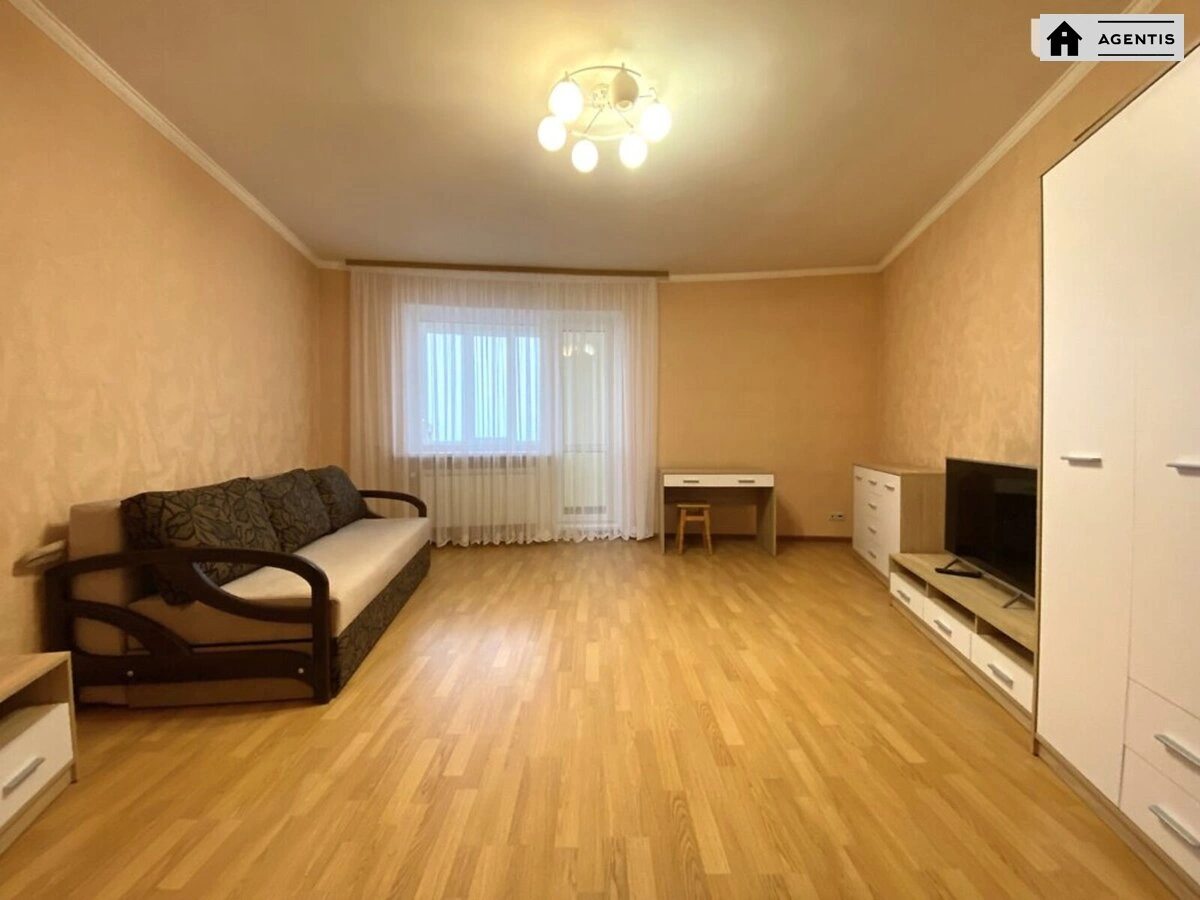 Сдам квартиру 1 комната, 65 m², 18 эт./27 этажей. 12, Срибнокильская 12, Киев. 