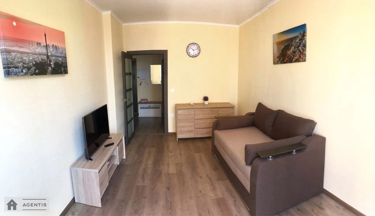 Сдам квартиру 1 комната, 45 m², 19 эт./25 этажей. 37, Сімї Кульженків вул. (Петра Дегтяренка), Киев. 