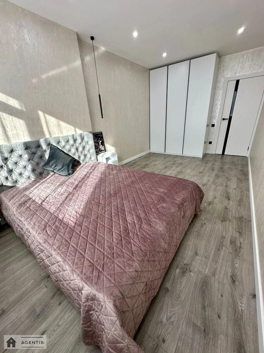 Сдам квартиру 2 комнаты, 55 m², 8 эт./36 этажей. 11, Берестейський просп. (Перемоги), Киев. 