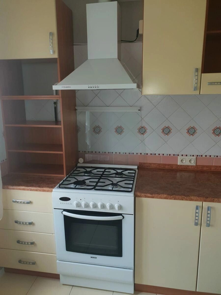 Здам квартиру 1 кімната, 35 m², 7 пов./9 поверхів. Деміївська, Київ. 