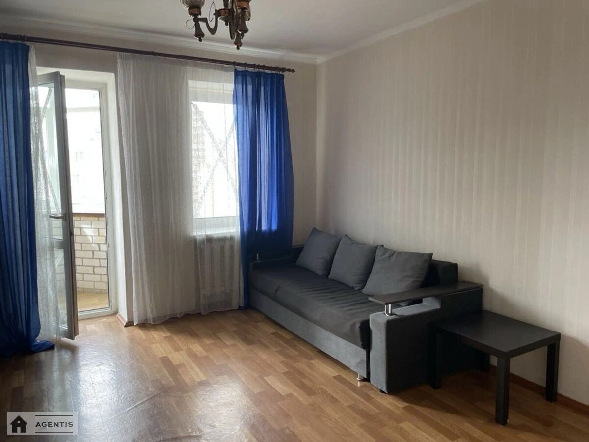 Сдам квартиру 2 комнаты, 63 m², 15 эт./16 этажей. 35, Анни Ахматової вул., Киев. 