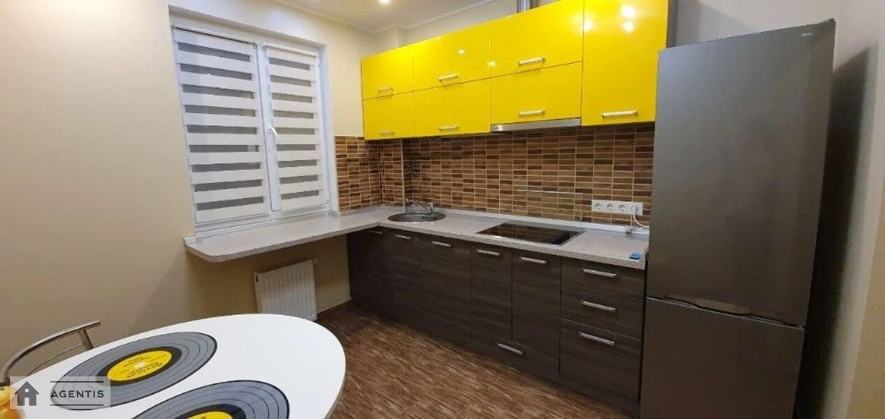 Здам квартиру 2 кімнати, 53 m², 10 пов./18 поверхів. Клавдіївська, Київ. 