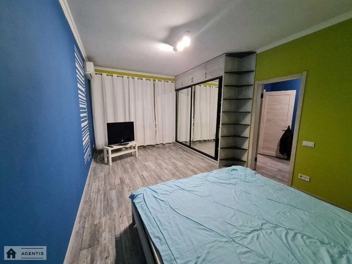 Сдам квартиру 1 комната, 47 m², 24 эт./24 этажа. Юрія Кондратюка вул., Киев. 