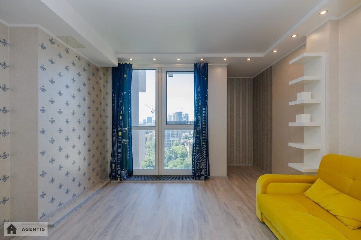 Apartment for rent 3 rooms, 110 m², 10th fl./19 floors. 35, Yamska 35, Kyiv. 