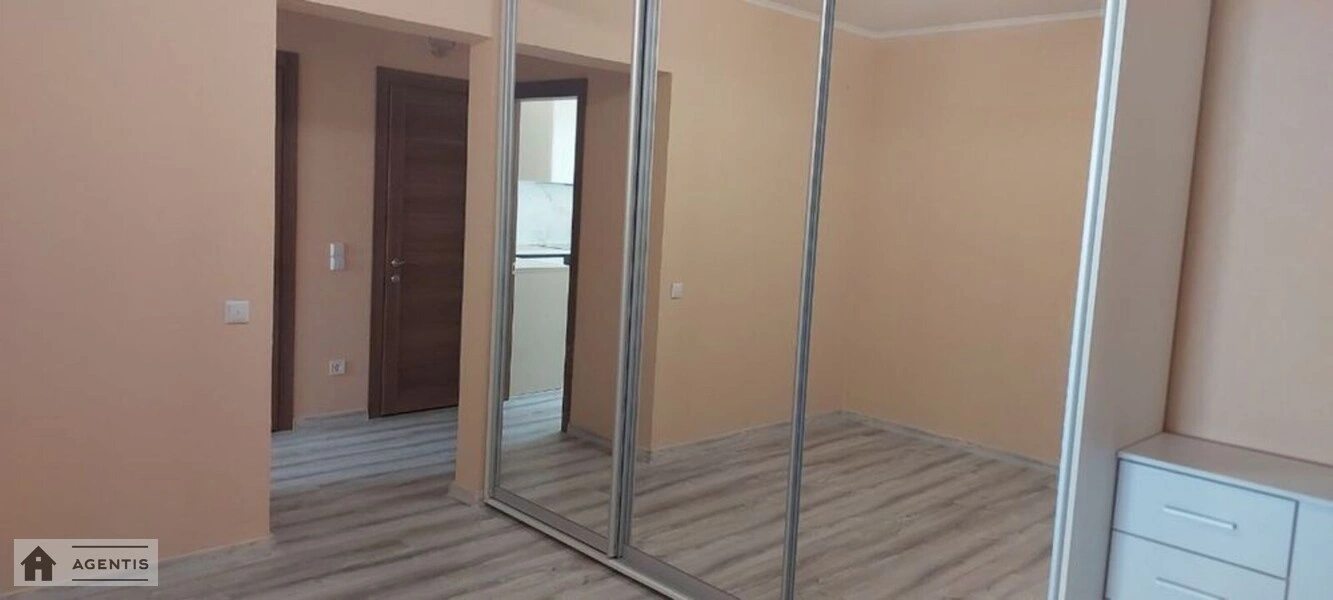 Сдам квартиру 2 комнаты, 78 m², 23 эт./28 этажей. Бориса Антоненка-Давидовича вул., Киев. 