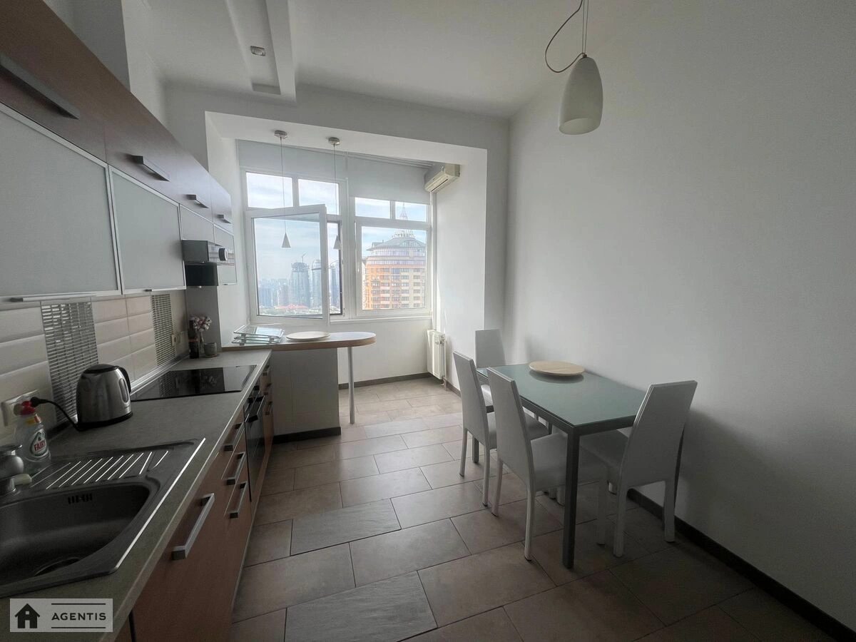 Сдам квартиру 2 комнаты, 78 m², 21 эт./25 этажей. 23, Леси Украинки 23, Киев. 