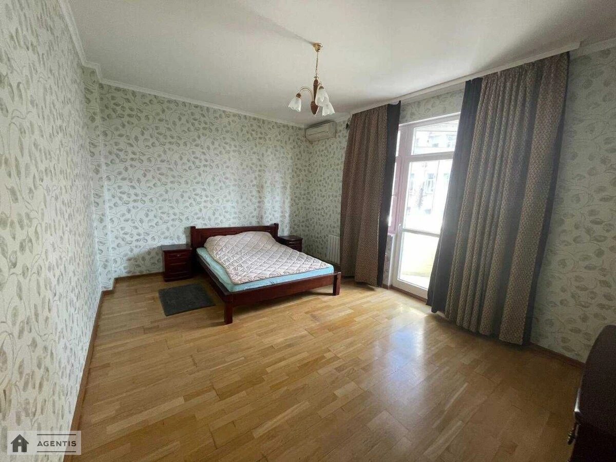 Apartment for rent 2 rooms, 110 m², 4th fl./9 floors. 36, Bulvarno-Kudryavska vul. Vorovskoho, Kyiv. 