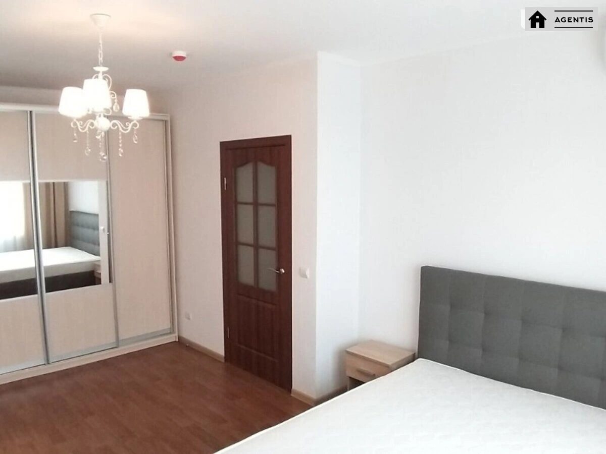 Сдам квартиру 1 комната, 40 m², 23 эт./25 этажей. 5, Софії Русової вул., Киев. 