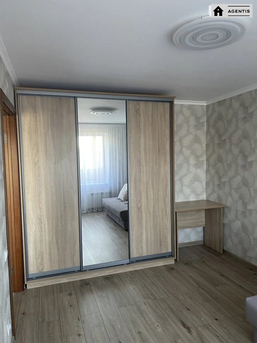 Сдам квартиру 1 комната, 29 m², 9 эт./9 этажей. 11, Лукянівська вул., Киев. 