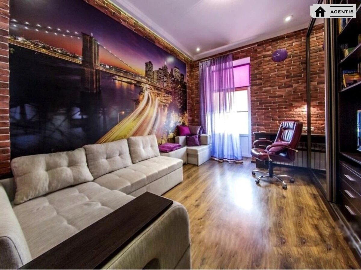 Apartment for rent 1 room, 40 m², 2nd fl./5 floors. 15, Ivana Franka vul., Kyiv. 