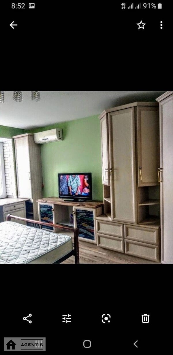 Apartment for rent 3 rooms, 93 m², 15th fl./17 floors. Desnyanskyy rayon, Kyiv. 