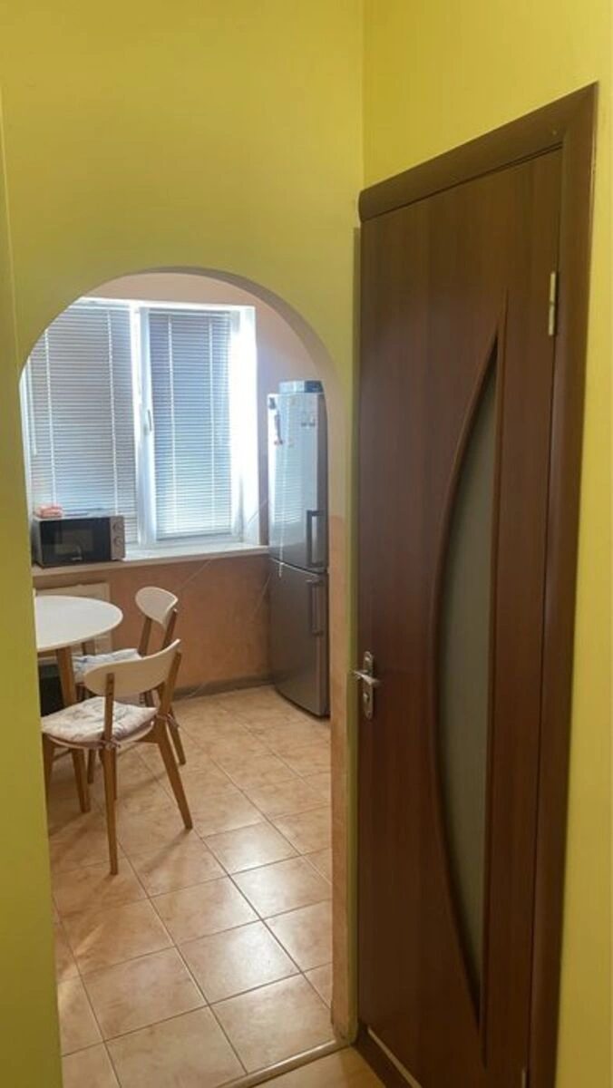 Apartment for rent 2 rooms, 52 m², 8th fl./9 floors. 53, Trostyanetcka 53, Kyiv. 